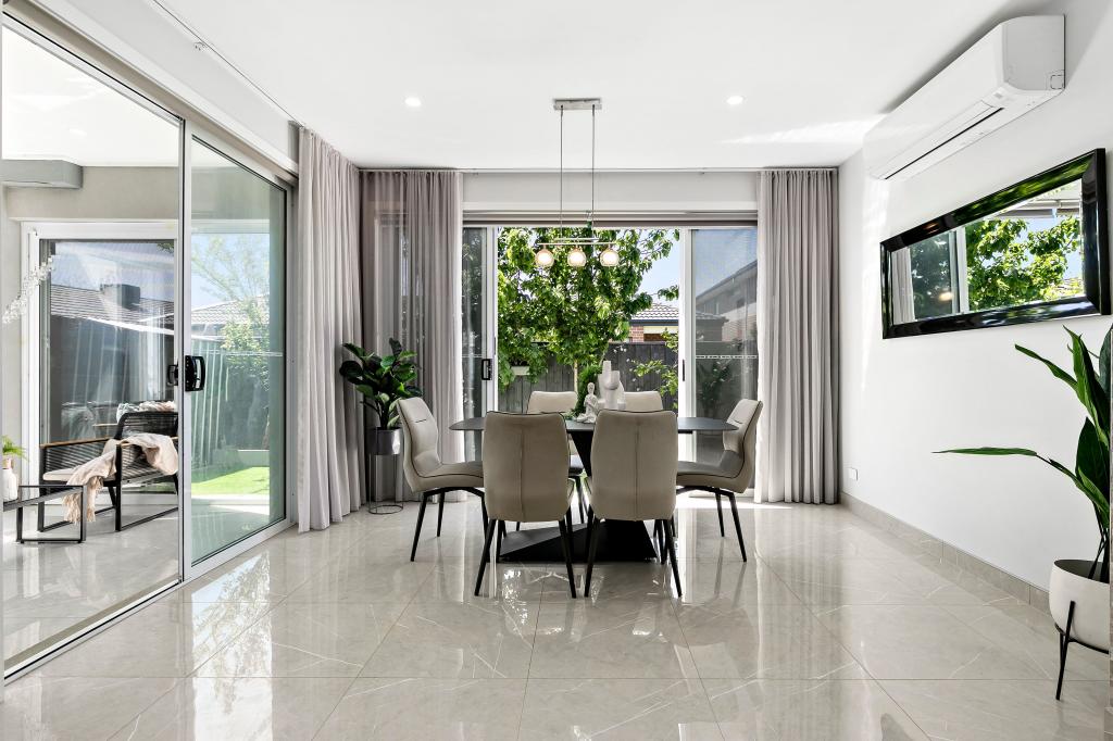 11 Bisham St, Mickleham, VIC 3064