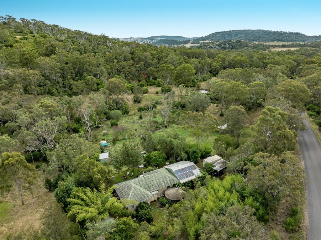 18 Breydon Rd, Hodgson Vale, QLD 4352