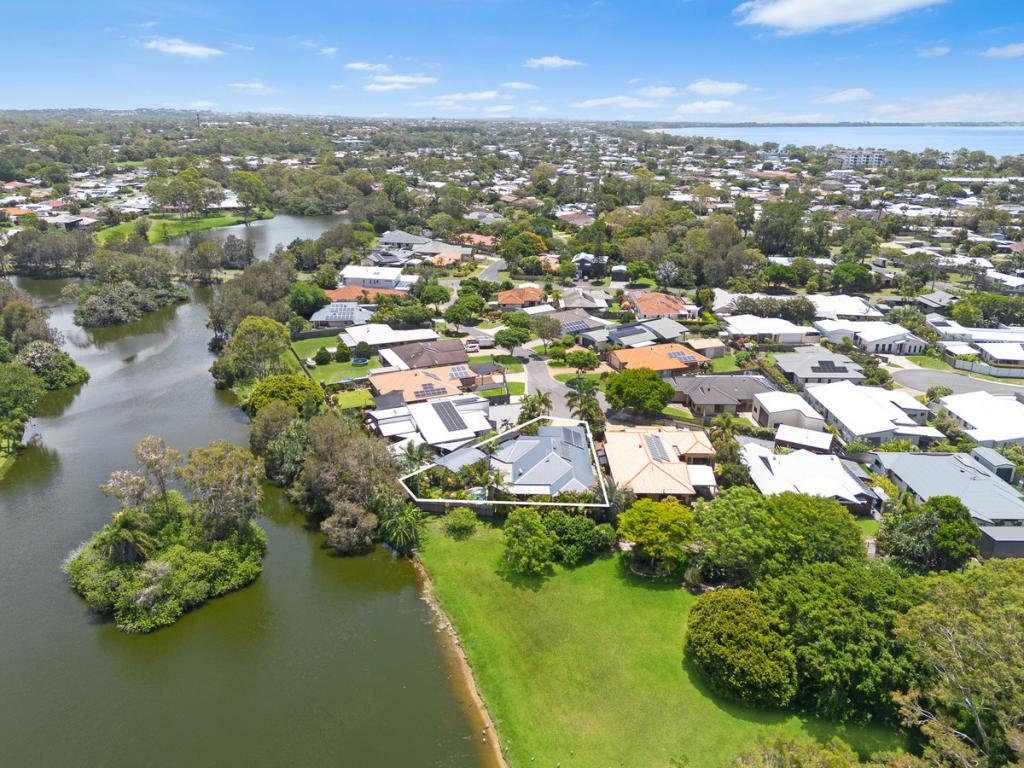 15 Treviso Ct, Urangan, QLD 4655