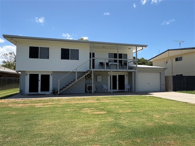 23 Redcliffe Ave, Seaforth, QLD 4741