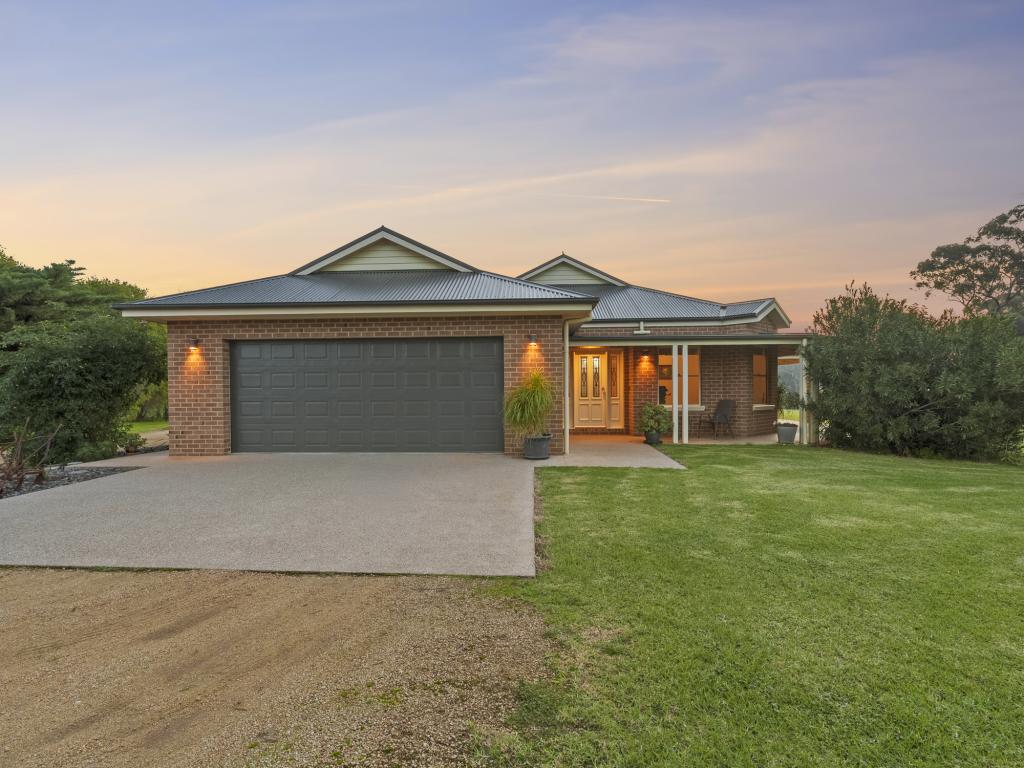 42 Katamatite Rd, Katamatite, VIC 3649