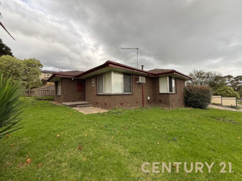 8 Silverton Dr, Noble Park North, VIC 3174