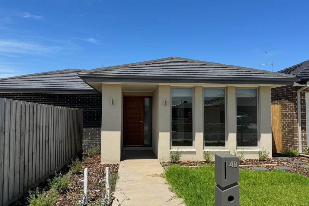 48 RAAM CCT, ARMSTRONG CREEK, VIC 3217