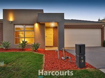 5 Sienna Way, Pakenham, VIC 3810