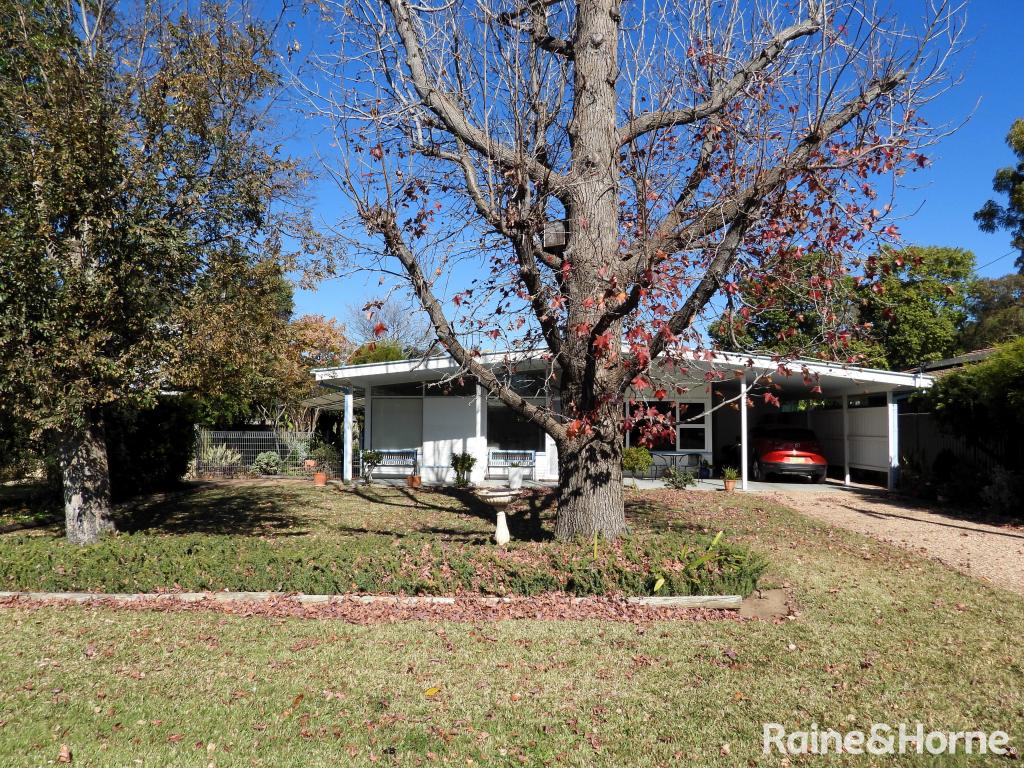 2 Crane Pl, Moree, NSW 2400