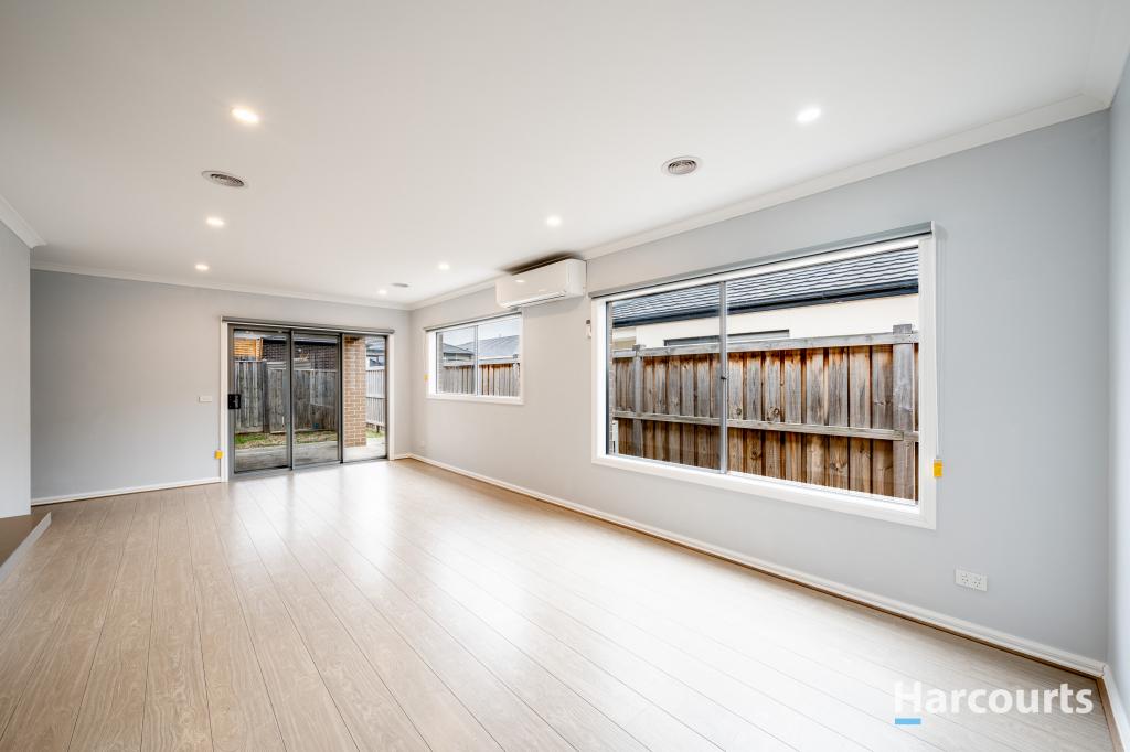 14 Ingrams Way, Mickleham, VIC 3064