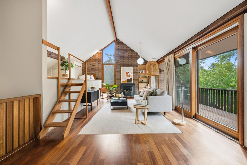 33 Wybalena Gr, Cook, ACT 2614