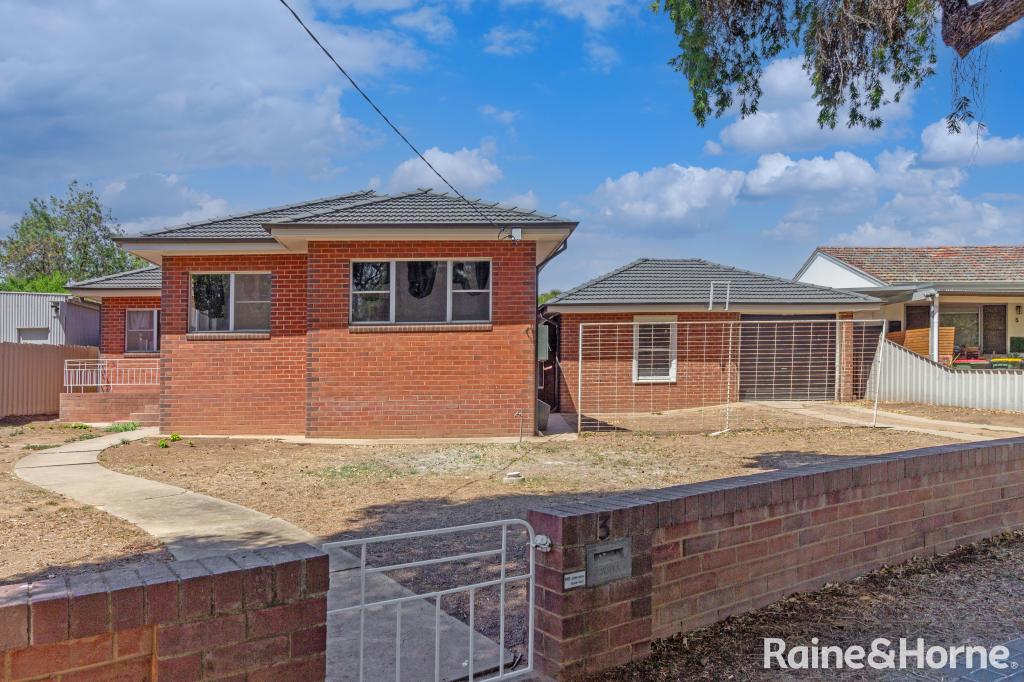 3 Marama Pde, Mount Austin, NSW 2650