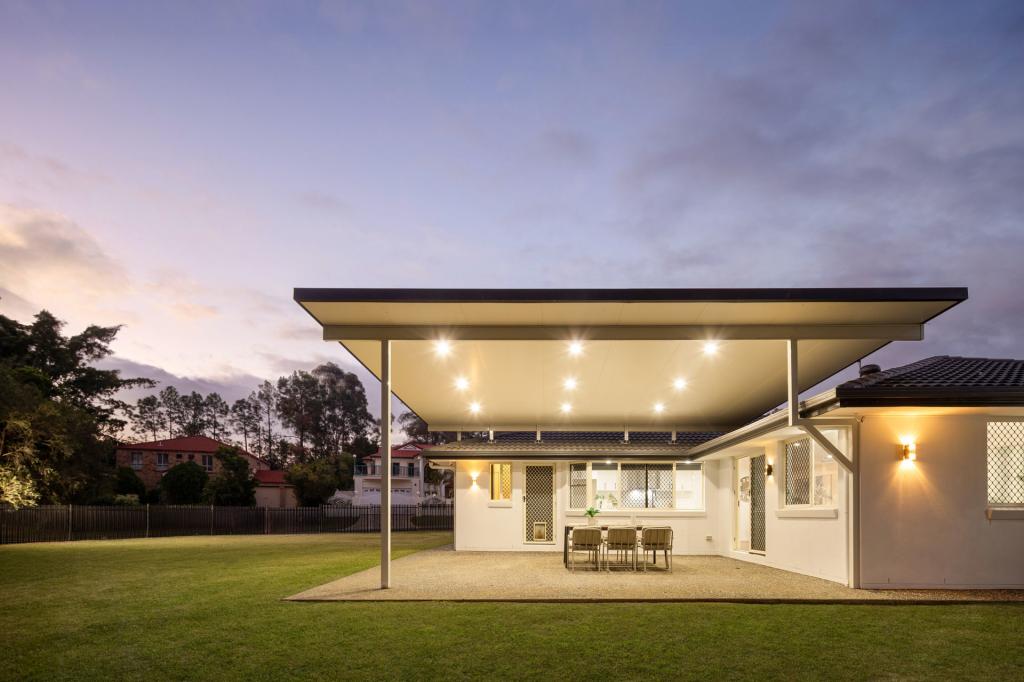 3 Wivenhoe Cct, Forest Lake, QLD 4078