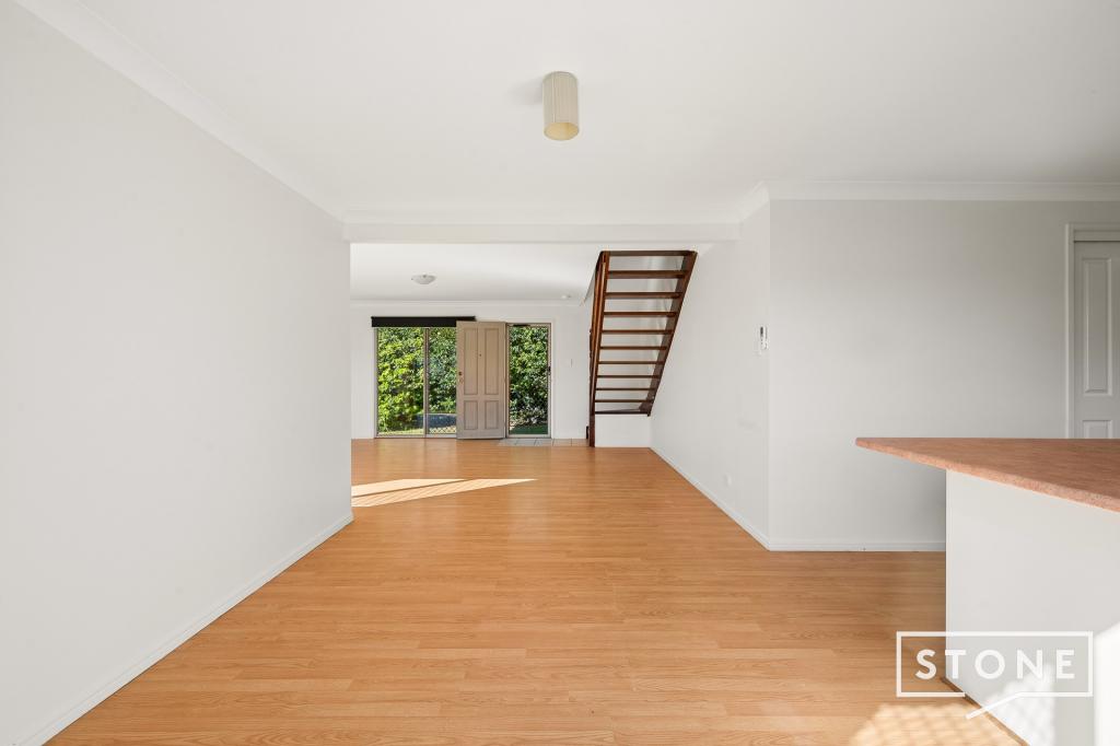 15 Gariswood Ct, Edens Landing, QLD 4207