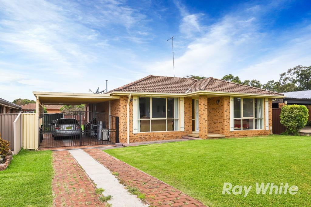 22 Mccartney Cres, St Clair, NSW 2759