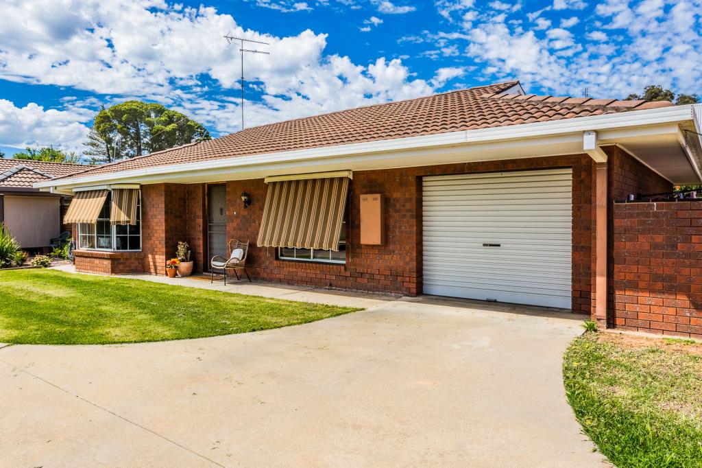 2/4 MURRAY ST, ECHUCA, VIC 3564