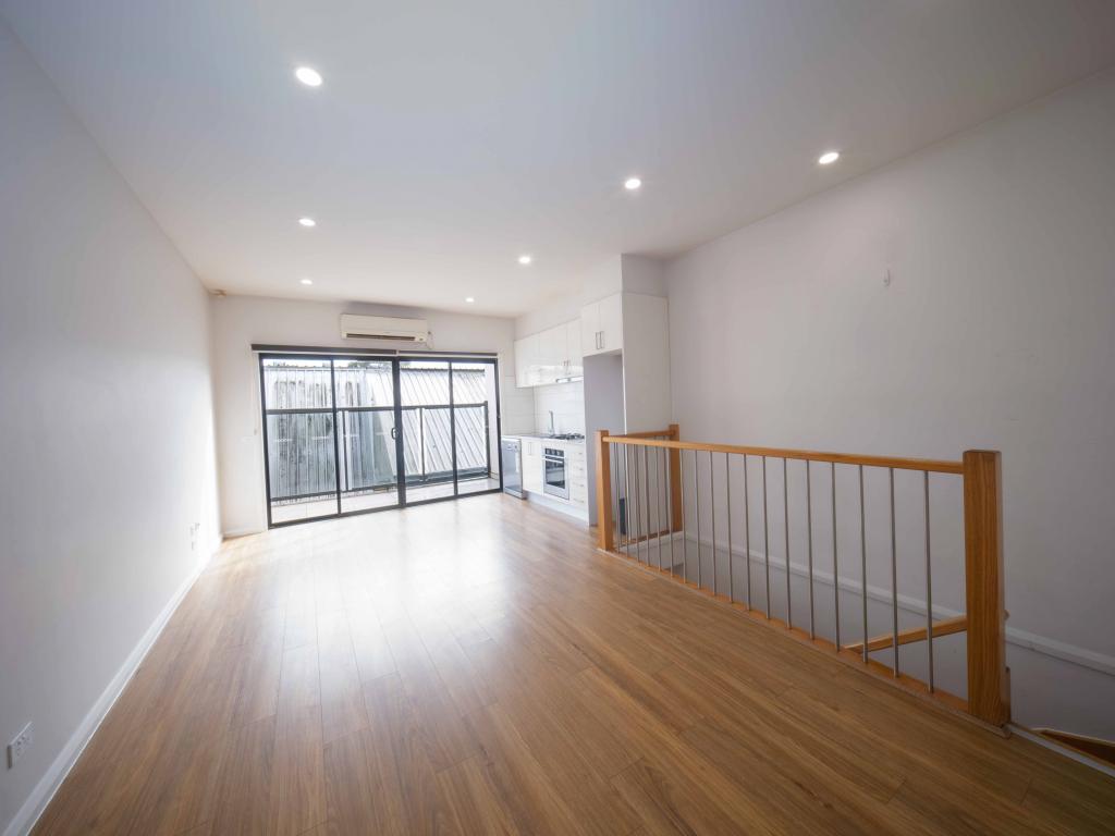 5/1072 Sydney Rd, Fawkner, VIC 3060