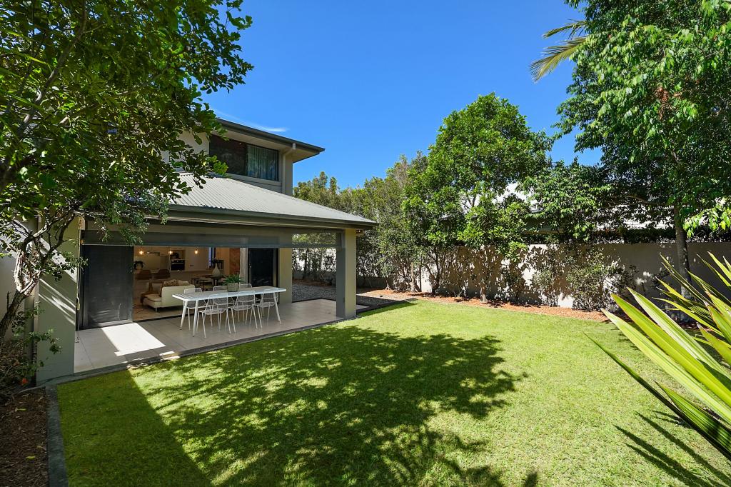 1/1 Silvermaple St, Robina, QLD 4226