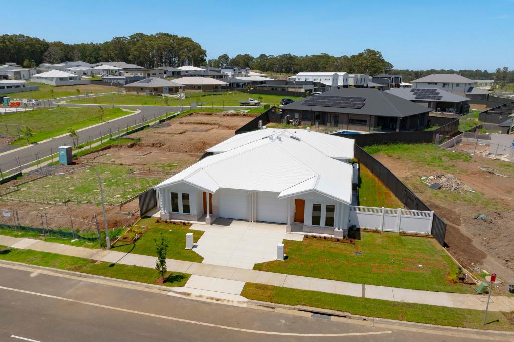 122a Lancaster Dr, Badagarang, NSW 2540