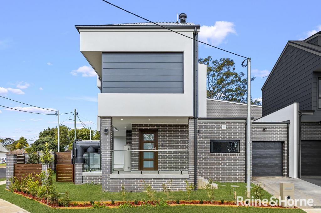 2c Seddon Pl, Campbelltown, NSW 2560