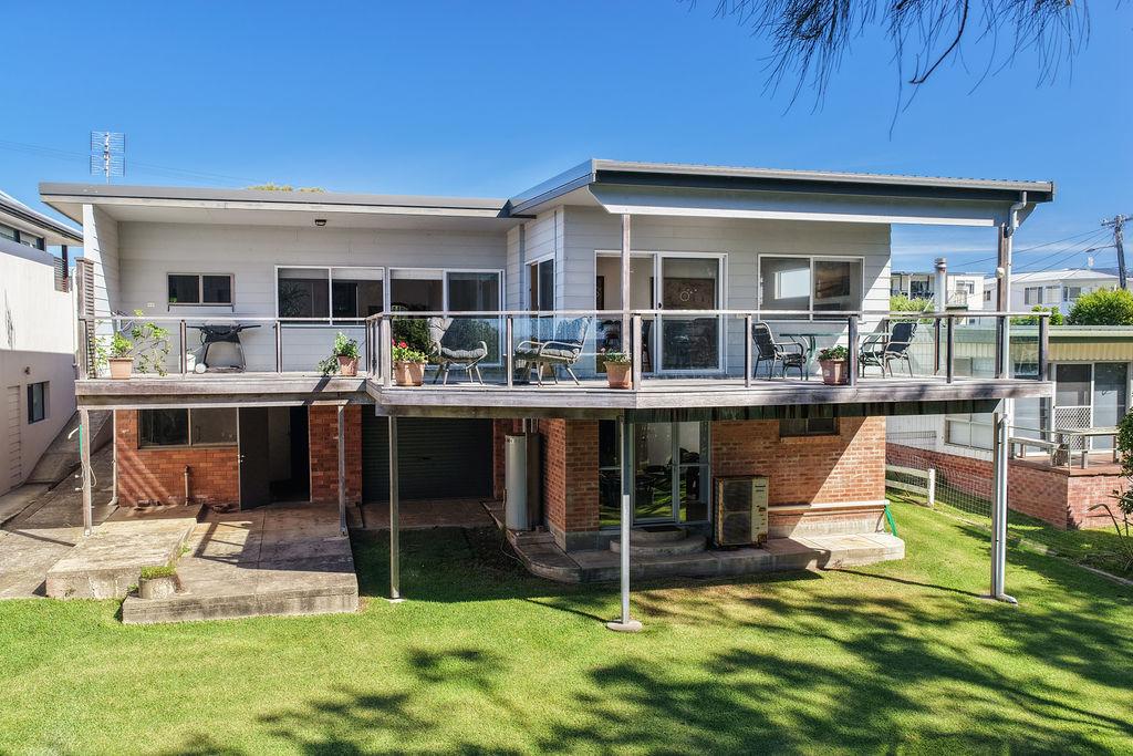 11 Harrington Cres, Bawley Point, NSW 2539
