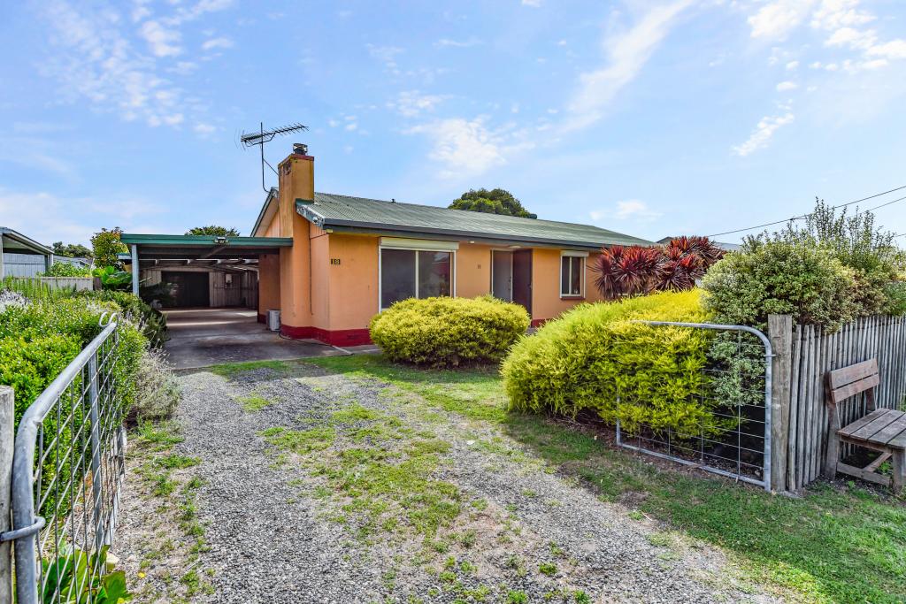 18 Alleyn St, Millicent, SA 5280