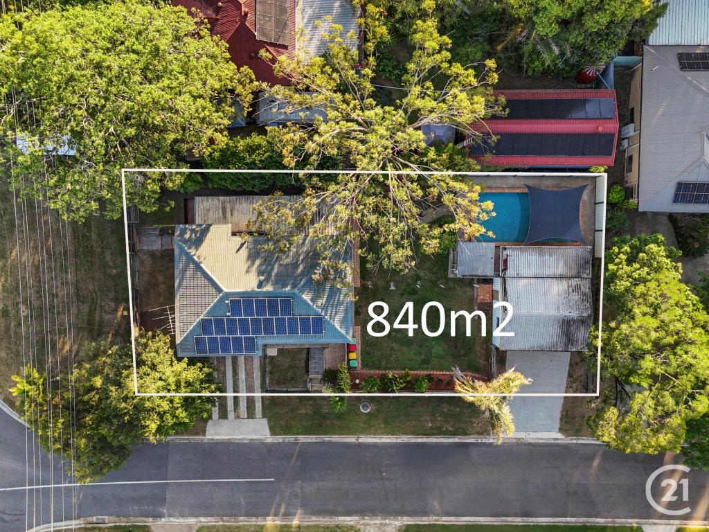 6 Simmons Rd, North Ipswich, QLD 4305