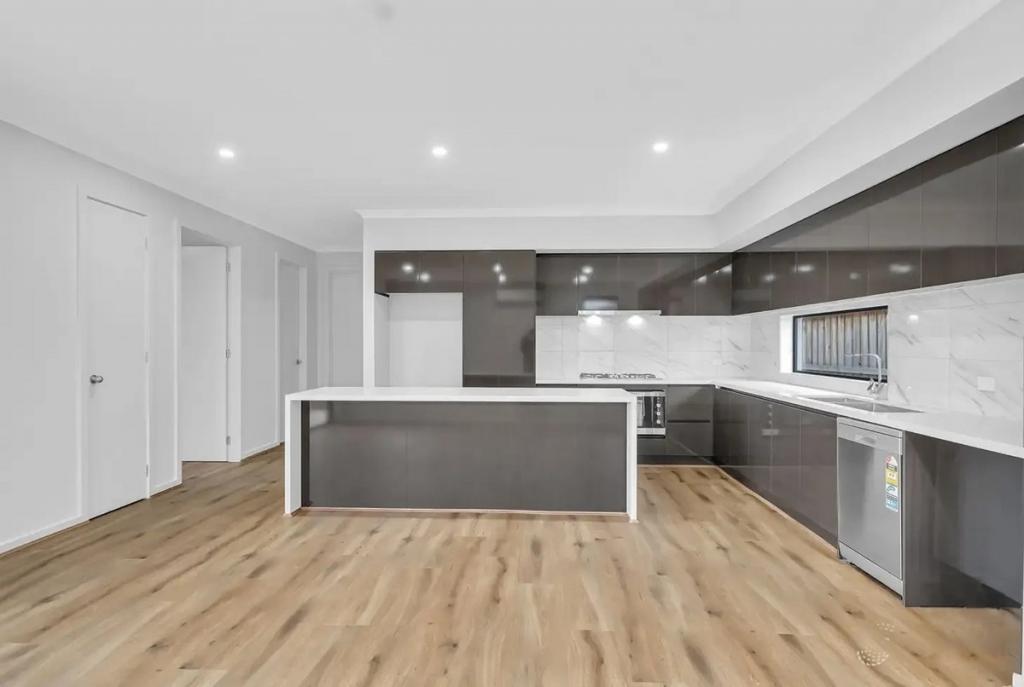 24 Pristine Dr, Wyndham Vale, VIC 3024