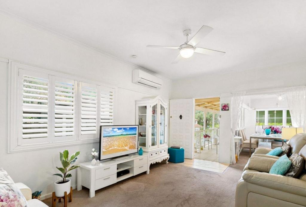 10 LESSING ST, HORNSBY, NSW 2077