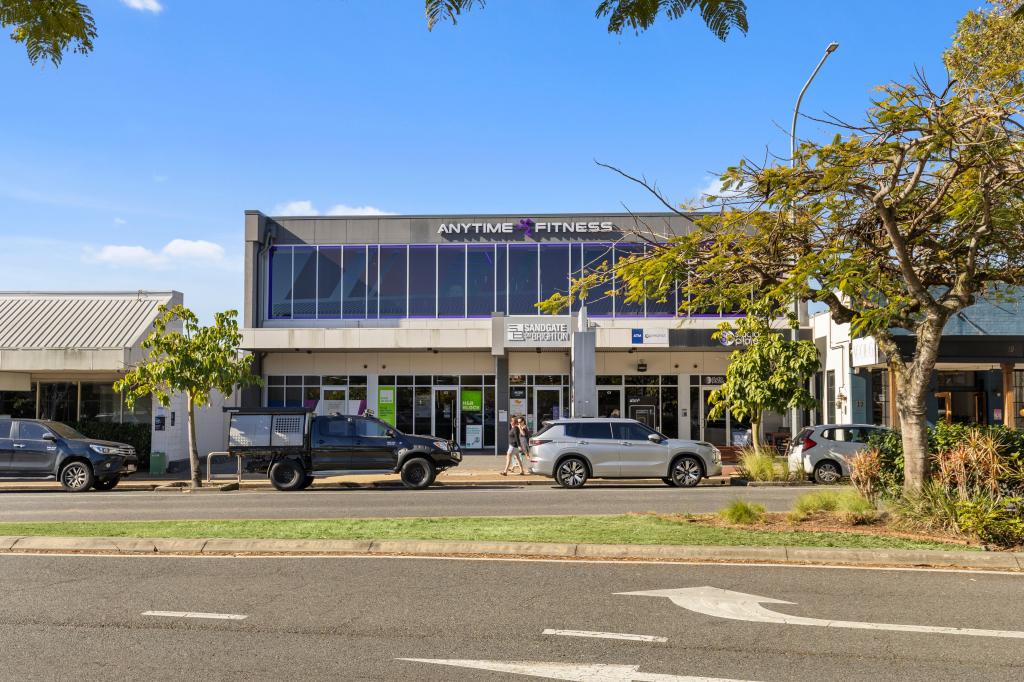 27 BRIGHTON RD, SANDGATE, QLD 4017
