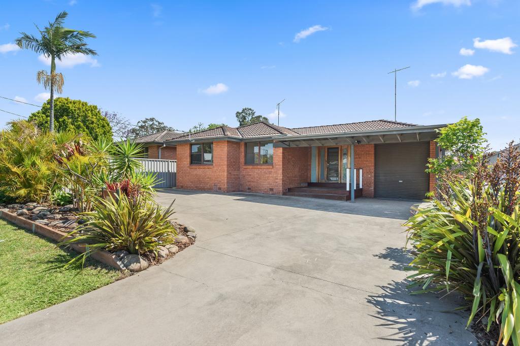 11 Moore St, Oak Flats, NSW 2529