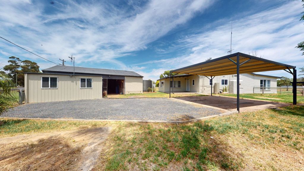 5 Cobboco Rd, Eumungerie, NSW 2822