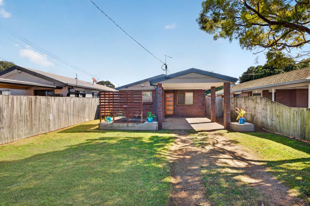 207 Dart St, Redland Bay, QLD 4165