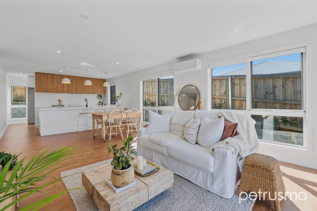 2/3 ACHADERRY CT, HOWRAH, TAS 7018