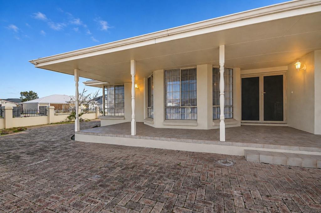 53 Jones St, Stirling, WA 6021