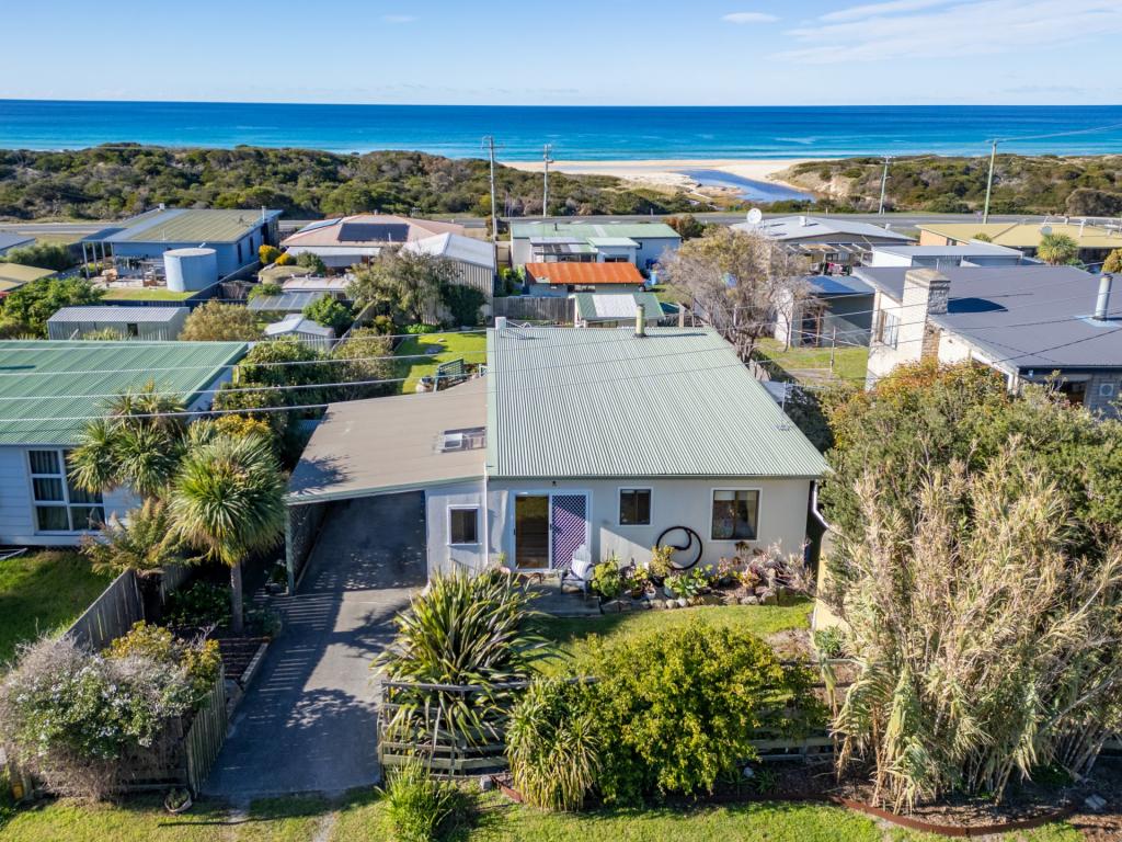 6 Bel-Air Cres, Beaumaris, TAS 7215