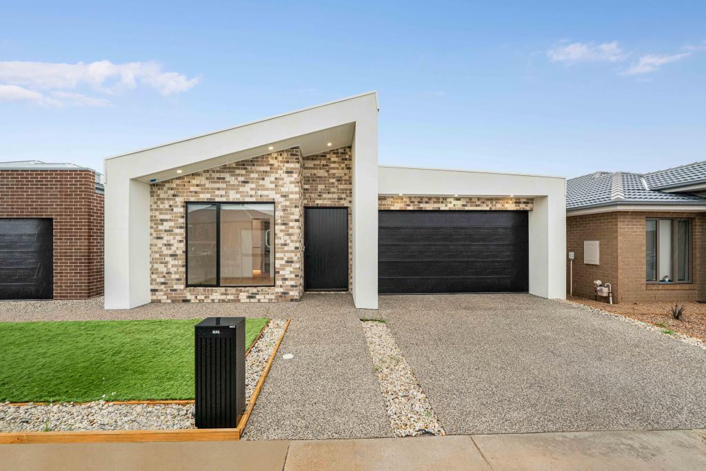 33 Rosedale Cct, Lara, VIC 3212