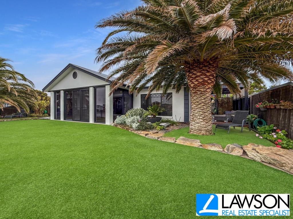 11 VIKING ST, TUMBY BAY, SA 5605