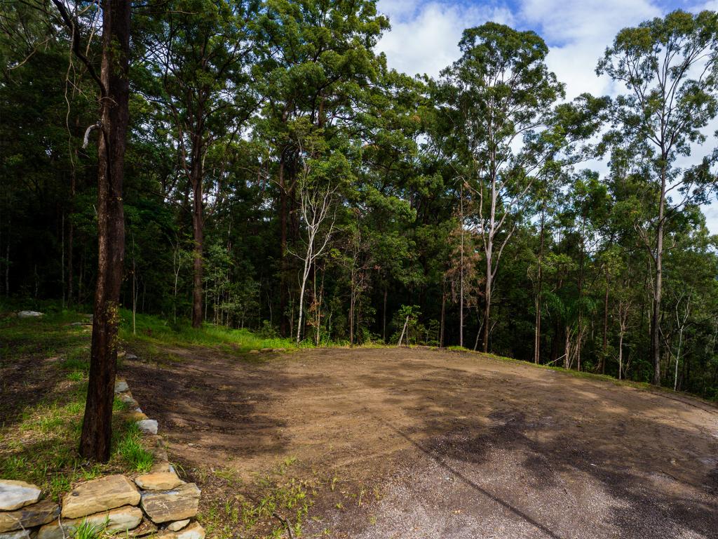 2 HOBBS RD, KUNDA PARK, QLD 4556