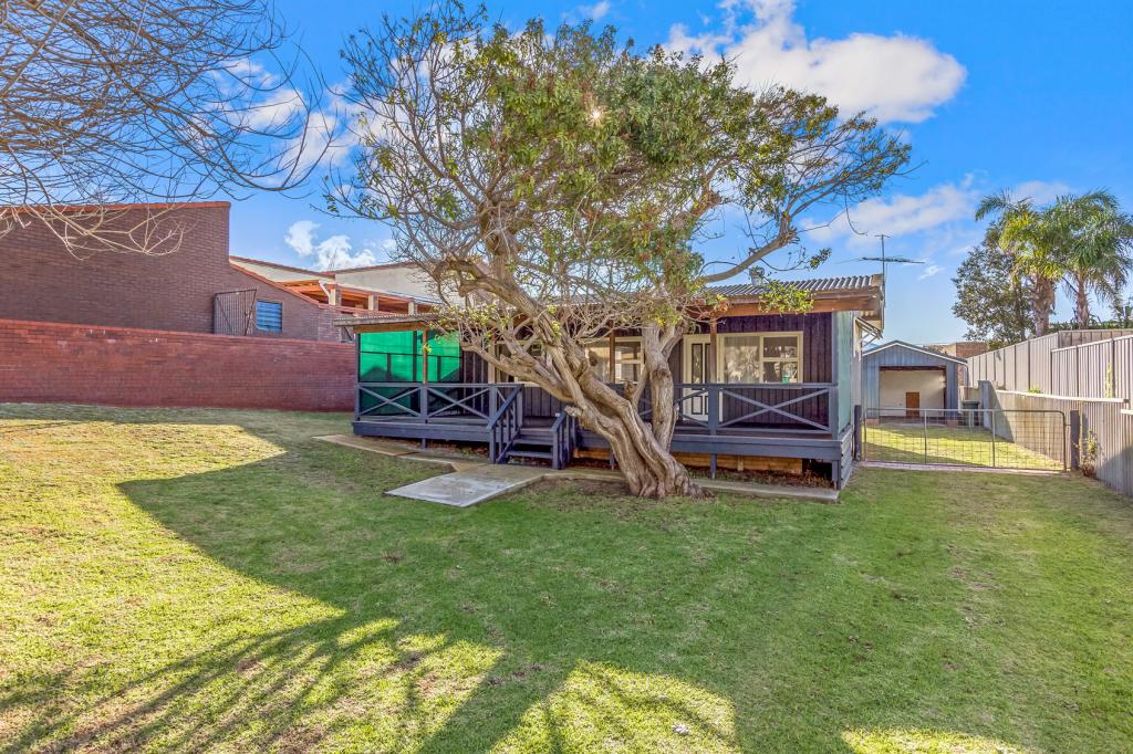 12 View Rd, Safety Bay, WA 6169