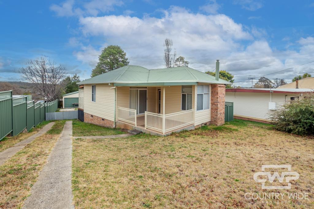 44 Lawrance St, Glen Innes, NSW 2370