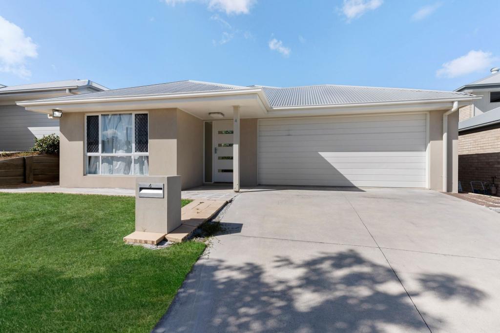 4 Innes St, North Lakes, QLD 4509