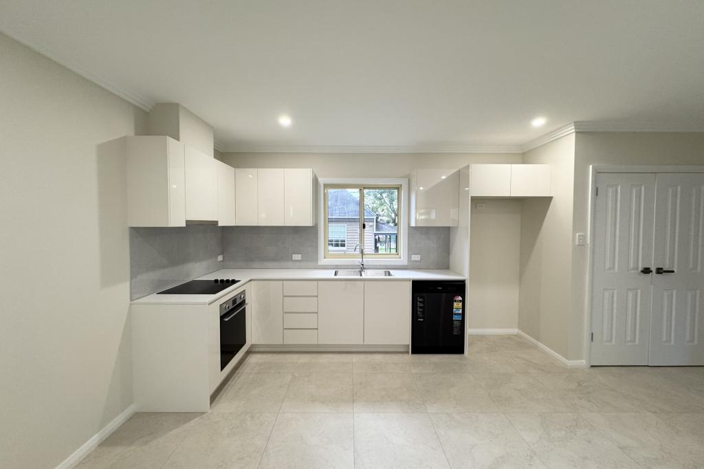 72A MACARTHUR RD, ELDERSLIE, NSW 2570