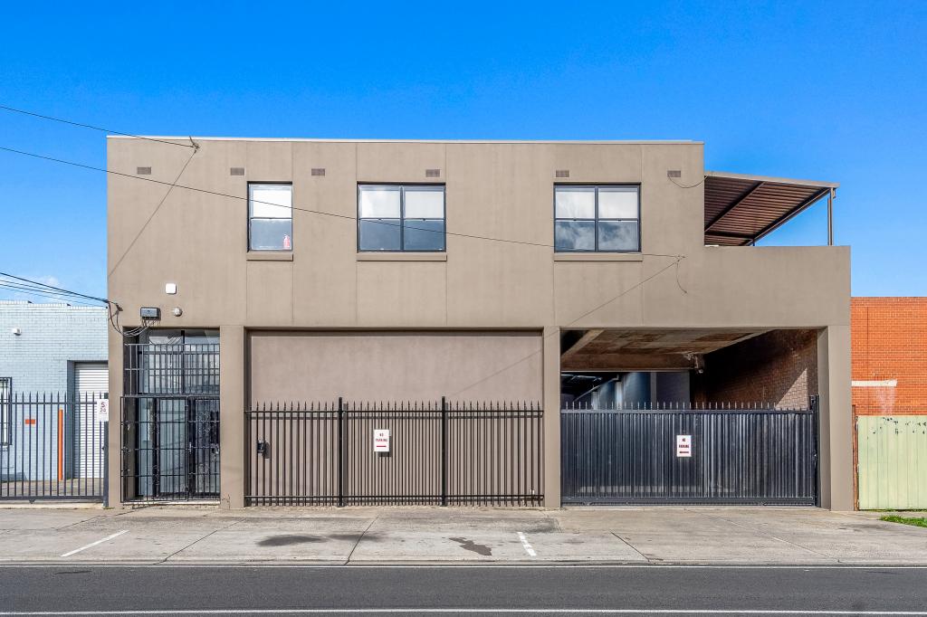 2 SALICKI AVE, EPPING, VIC 3076