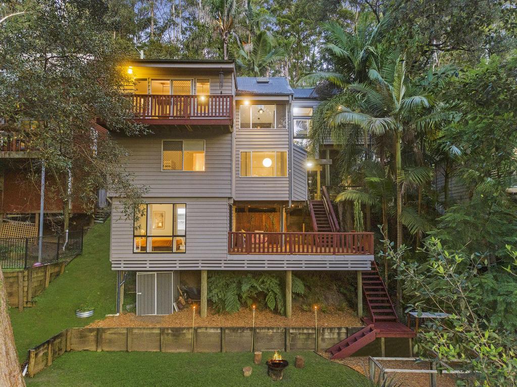 57 Easter Pde, North Avoca, NSW 2260