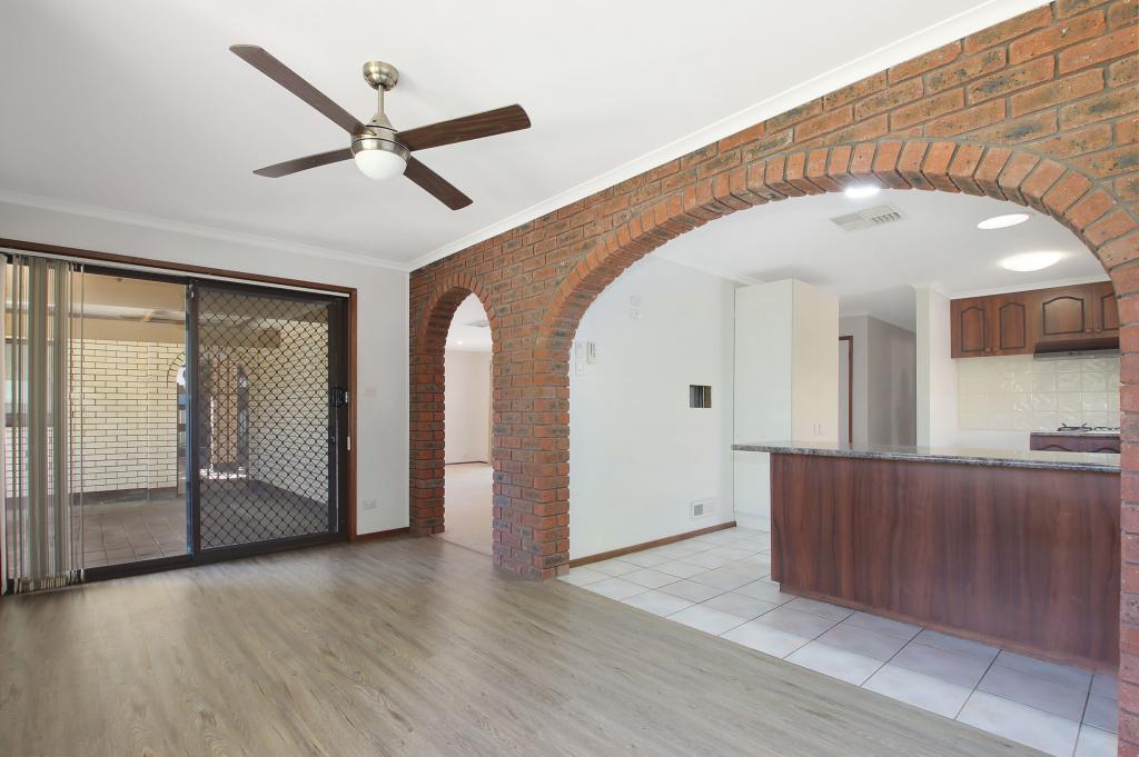 424 Schaefer St, Lavington, NSW 2641