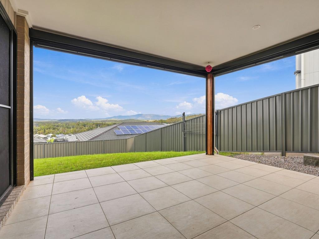 33 Gaites Dr, Cameron Park, NSW 2285