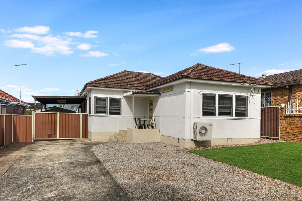 113 Hillcrest Ave, Greenacre, NSW 2190