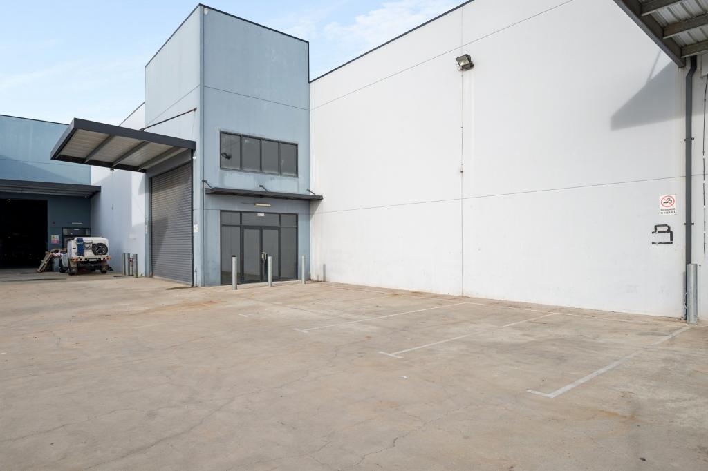 3/1730 Albany Hwy, Kenwick, WA 6107