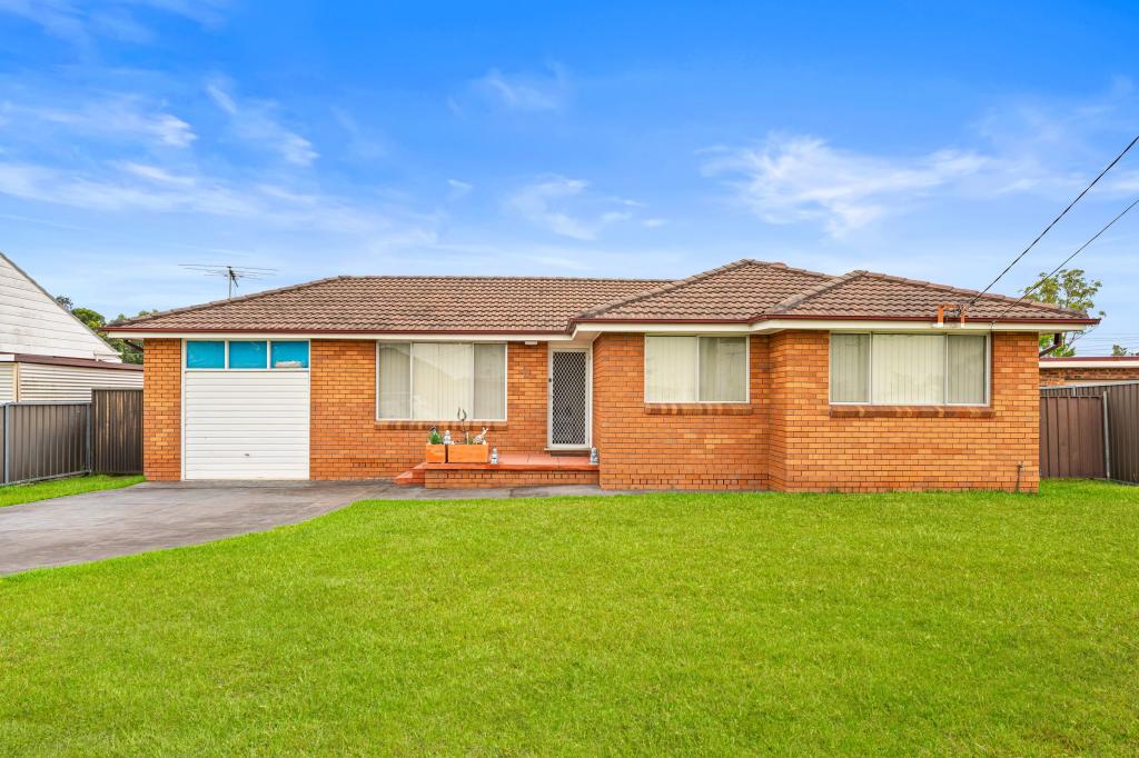 32 Rebecca St, Colyton, NSW 2760