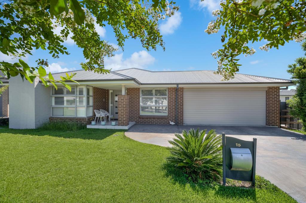 15 Worrikul Ave, Fletcher, NSW 2287