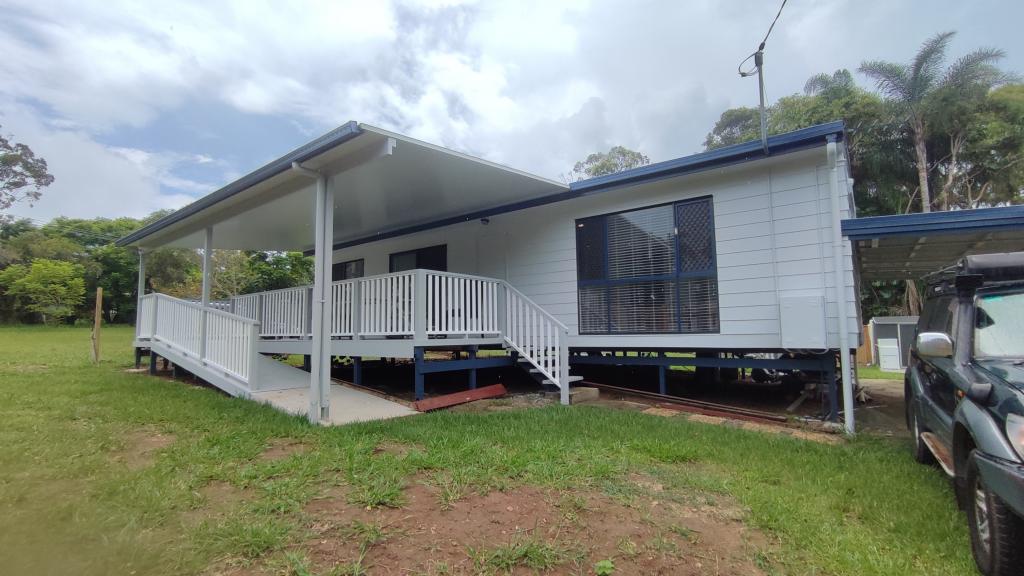 16 Scotts Rd, Macleay Island, QLD 4184