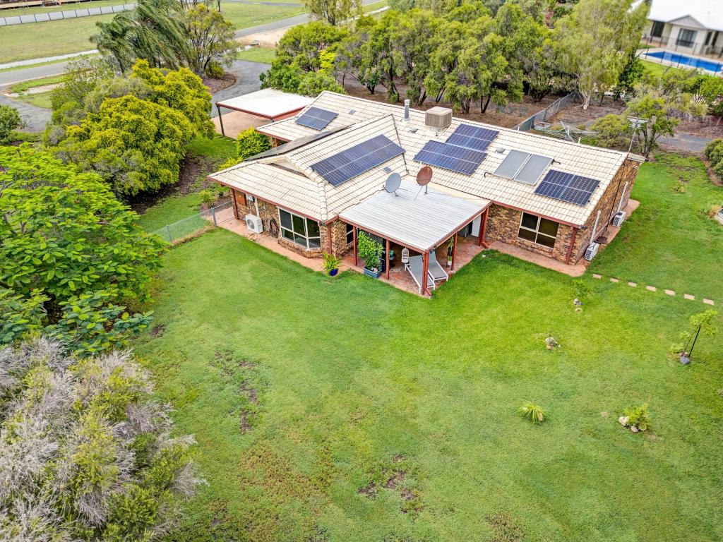 27 Edgewood Dr, Emerald, QLD 4720