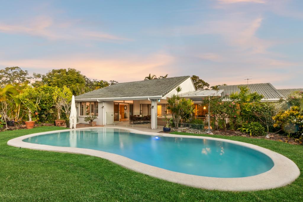 11 WOODLAND CT, TEWANTIN, QLD 4565
